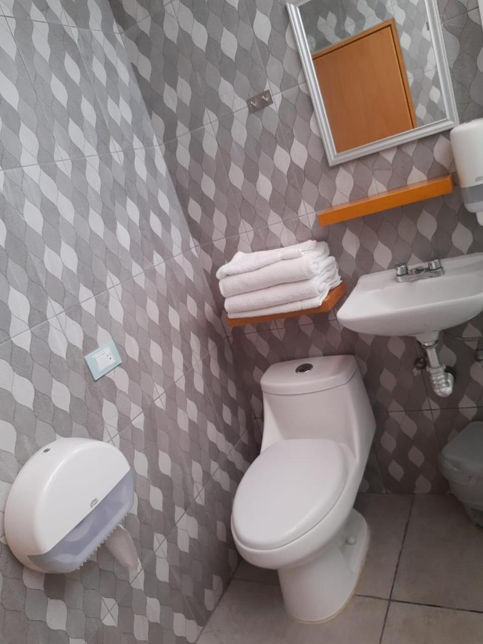 Estudio #5 Casa Fatima, 8 Min Del Centro 1 Persona กัวดาลาฮารา ภายนอก รูปภาพ